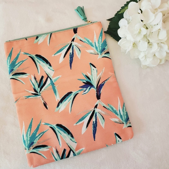 RACHEL PALLY REVERSIBLE CLUTCH - Picture 3 of 10